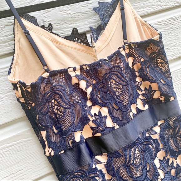 🚩SOLD🚩 Just Me | Larissa Navy Blue Lace Dress - Picture 7 of 8